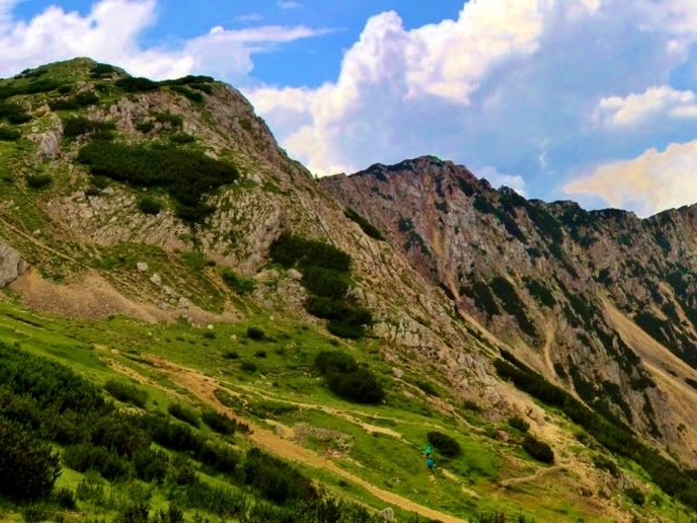 A Petzen-hegység és a téridő-iszony
