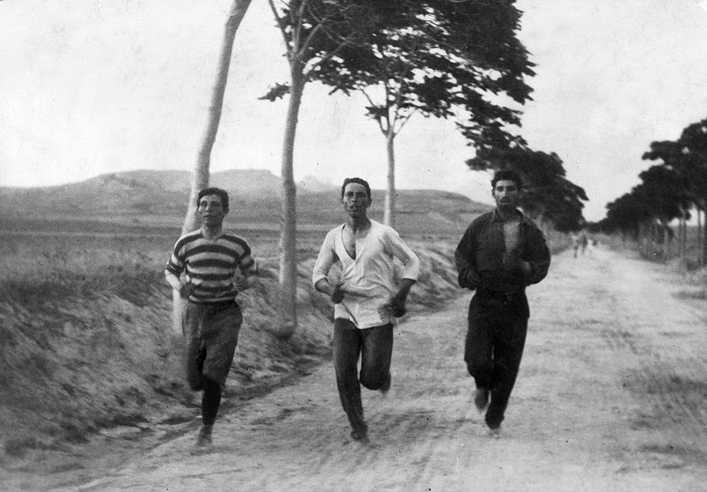 1896_olympic_marathon.jpg