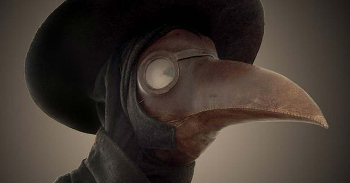 plague-doctors-terrifying-costume.jpg