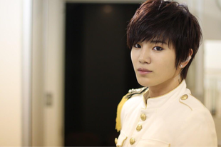 Myung Soo Twitter update - Sung Jong (2012.11.03. Kobe, Japan)