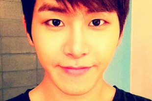 Hoya Twitter update (2012.09.30.)