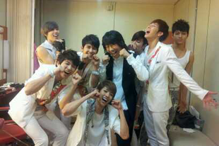 Dong Woo Twitter update x INFINITE (2012.06.15.)