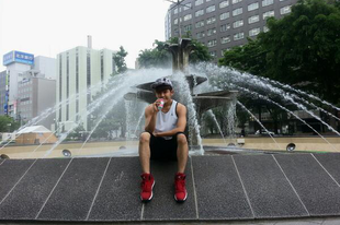 Hoya Twitter update (2013.06.20.)