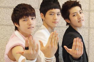 Woo Hyun, Myung Soo & Sung Yeol (2010.06.13. SBS)