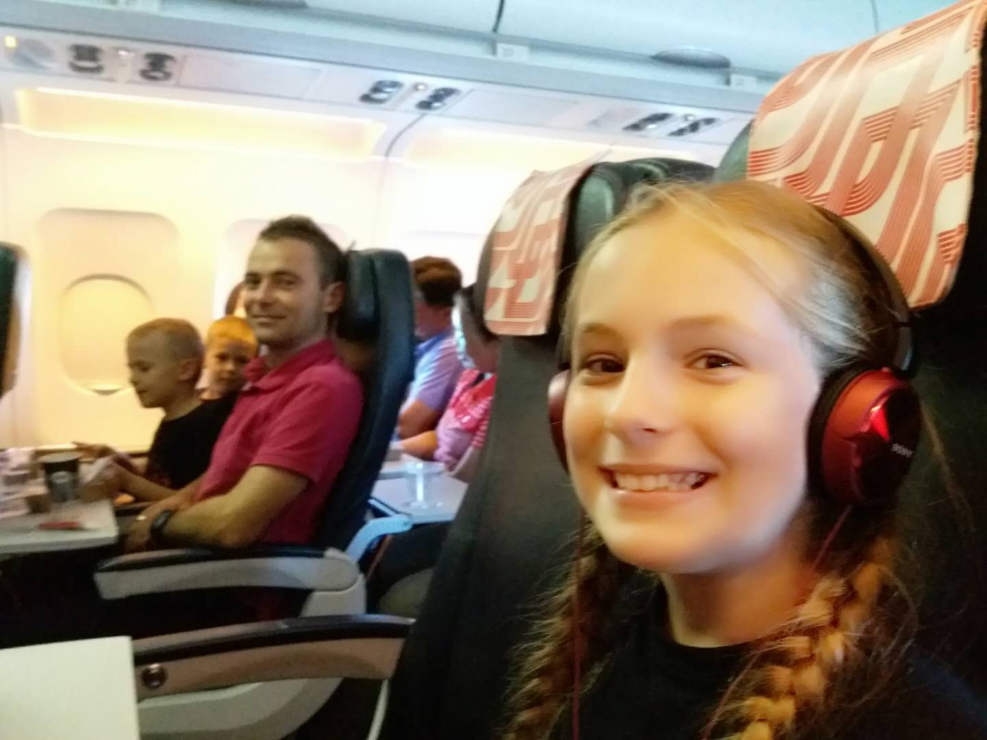 airplane.jpg