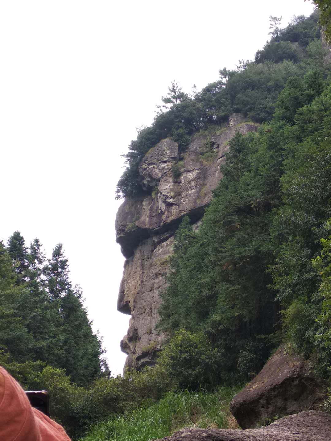 emberarcuszikla.jpg