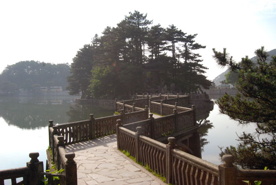 lushan1.jpg