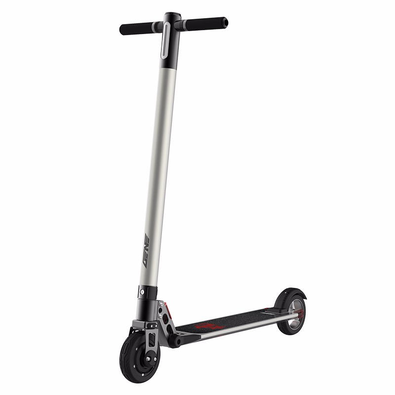 letv-ultrakonnyu-osszecsukhato-eketromos-roller-teszt-folding-electric-scooter-01.jpg