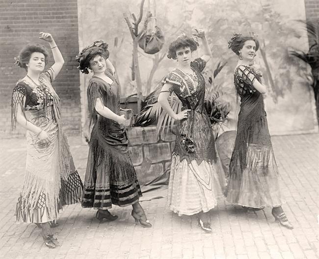 Dancing-Women.jpg