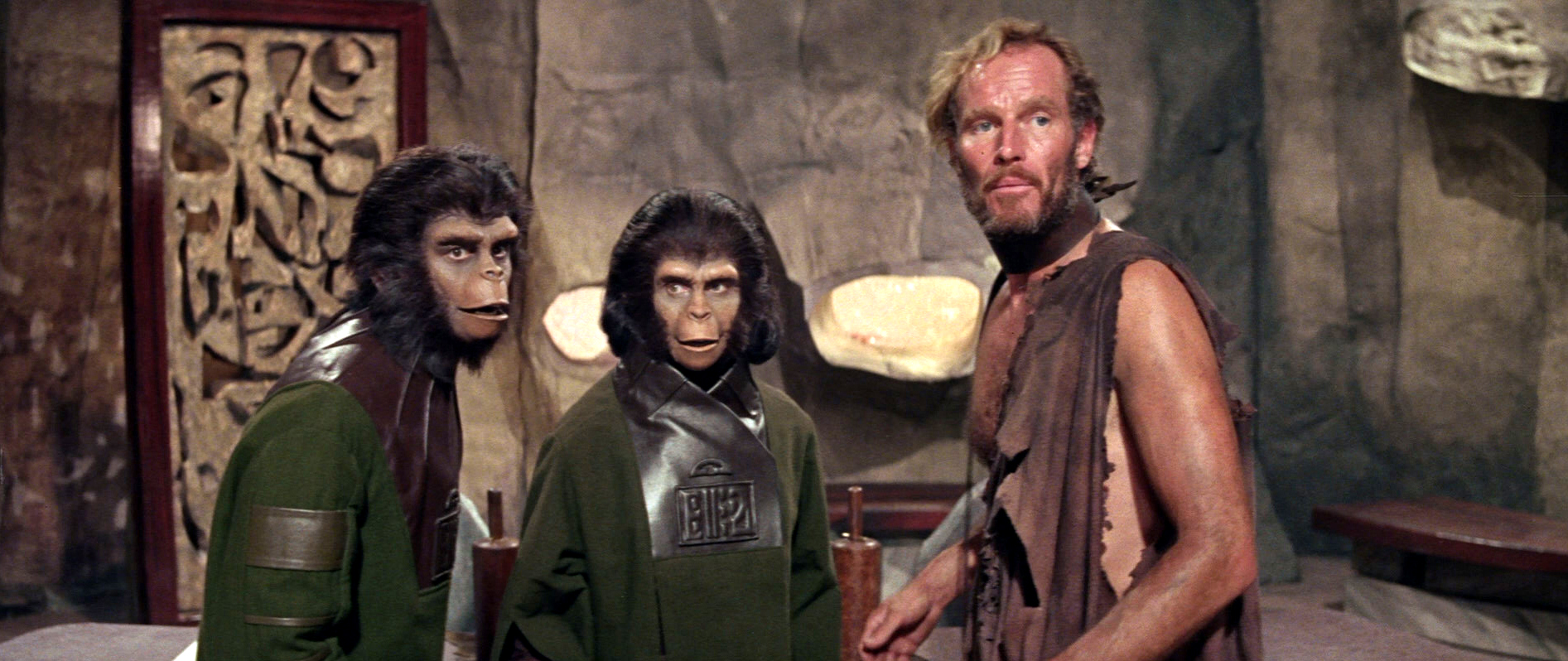 large-planet-of-the-apes-blu-ray1.jpg