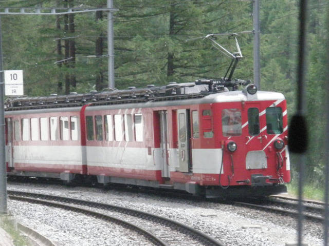 Fogaskerekű egy autómentes városkába - Täsch - Zermatt