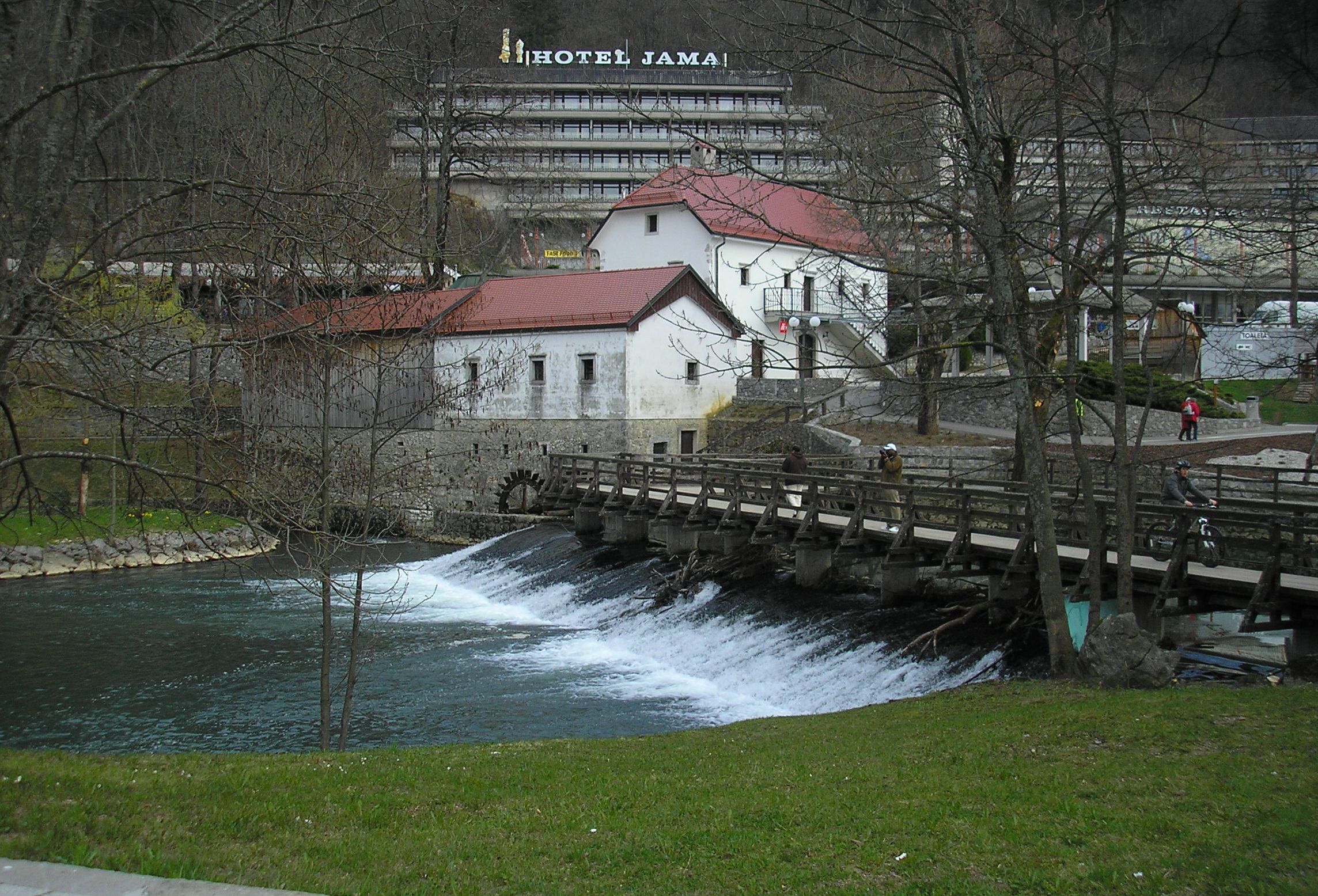 p4100243.JPG