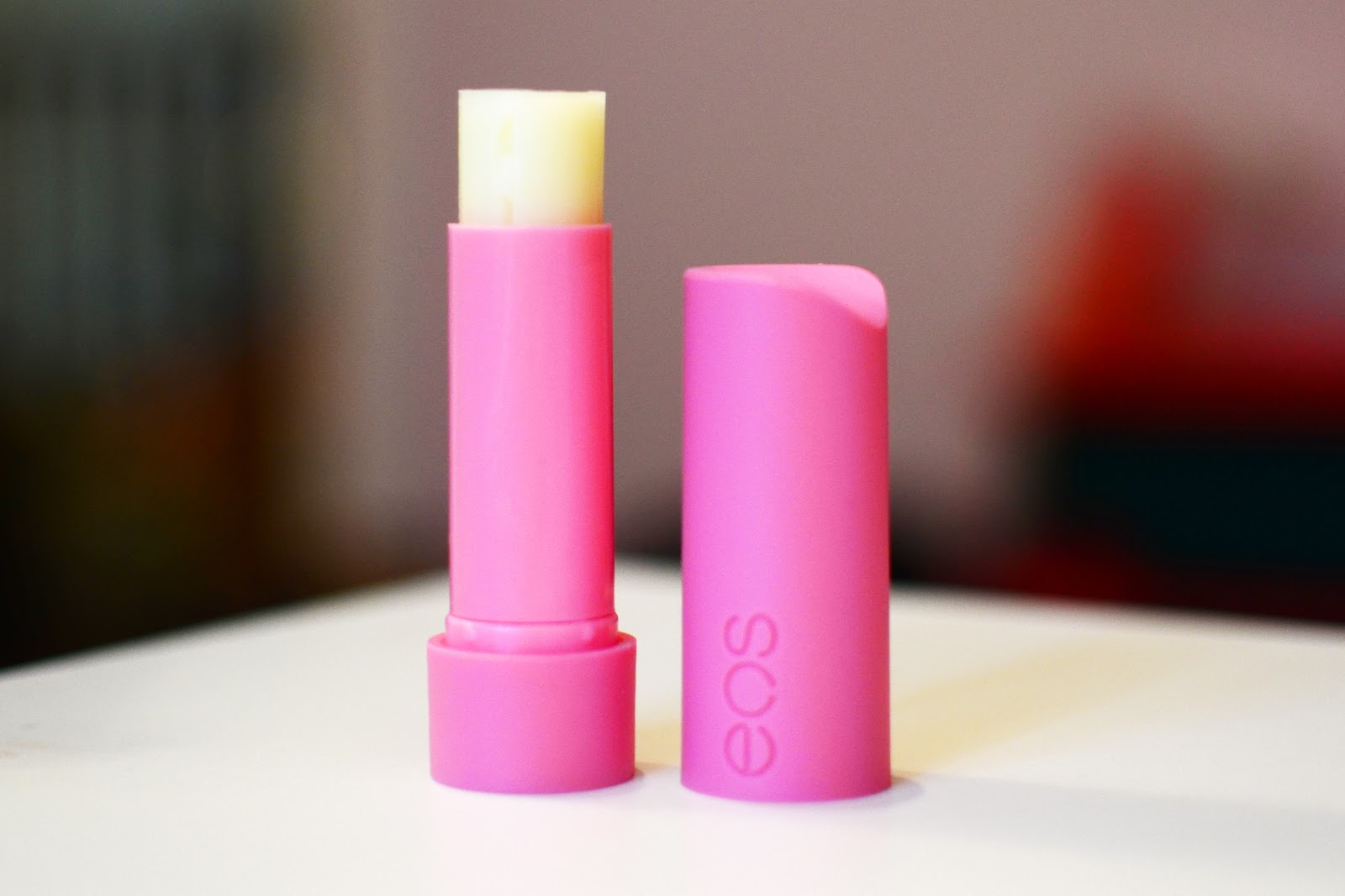 eos_limited_edition_strawberry_sorbet_smooth_stick_balm.JPG