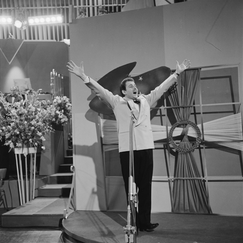 Eurovision_Song_Contest_1958_-_Domenico_Modugno.png