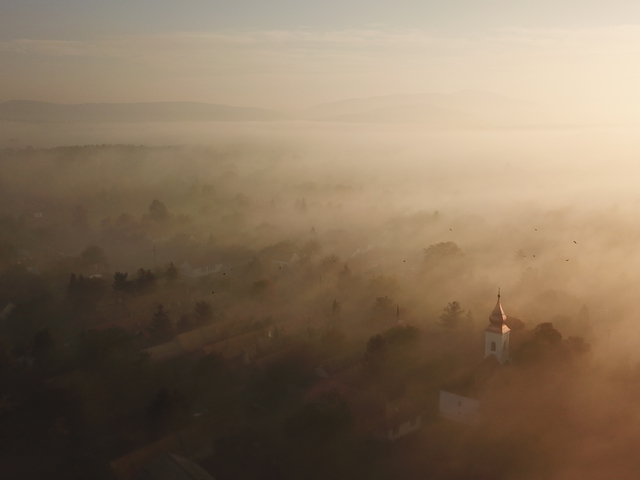 Kisoroszi református templom, madártávlatból