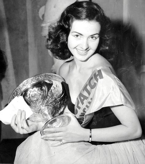 1953 Miss France, the 18-year-old Denise Perrier Lanfranchi, took the title.jpg