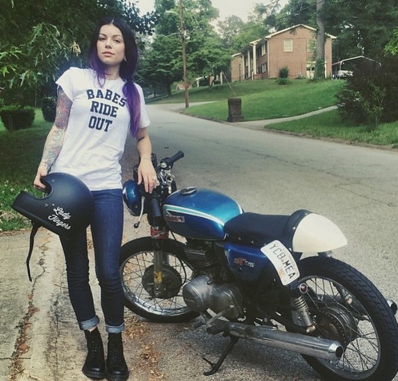 (fotó: Instagram / Babes Ride Out)