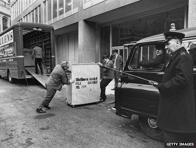 Scotland Yard Newer 1967.jpg