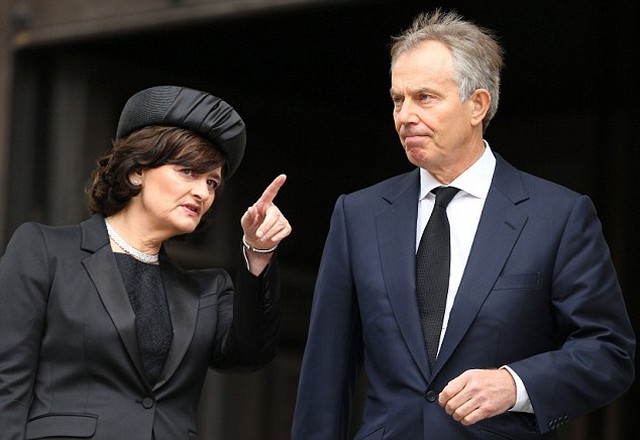 Tony Blair és Cherie cím.jpg