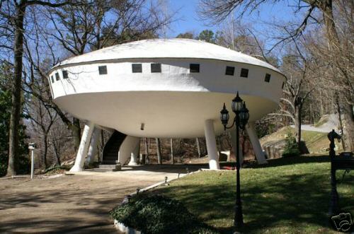 everythinghousing wordpress spaceship-house.jpg