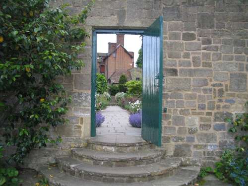 infobritain co uk Chartwell_Door_500.jpg