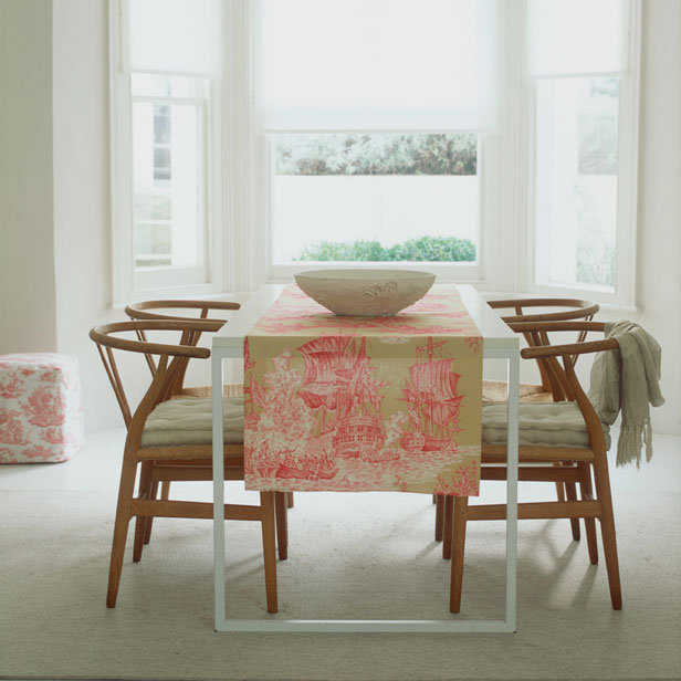keenandfitting blogspot toile dining room.jpg
