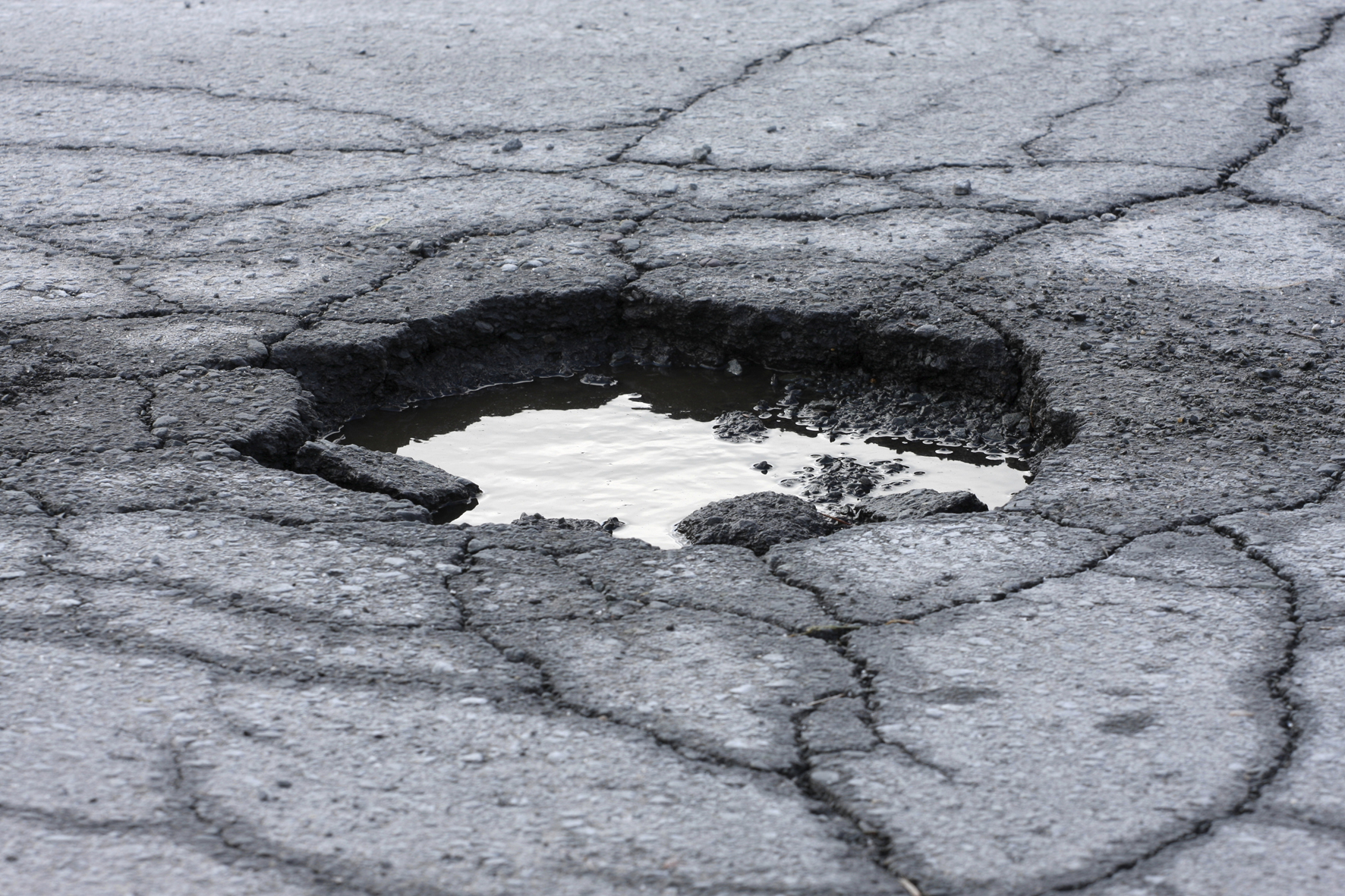 pothole2.jpg