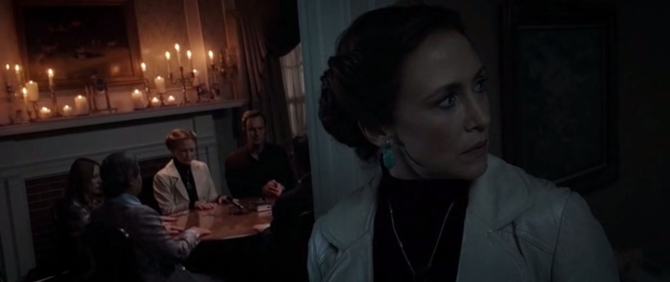 conjuring2_01.JPG