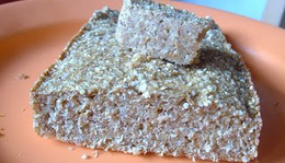 Quinoás-kókuszos kenyér