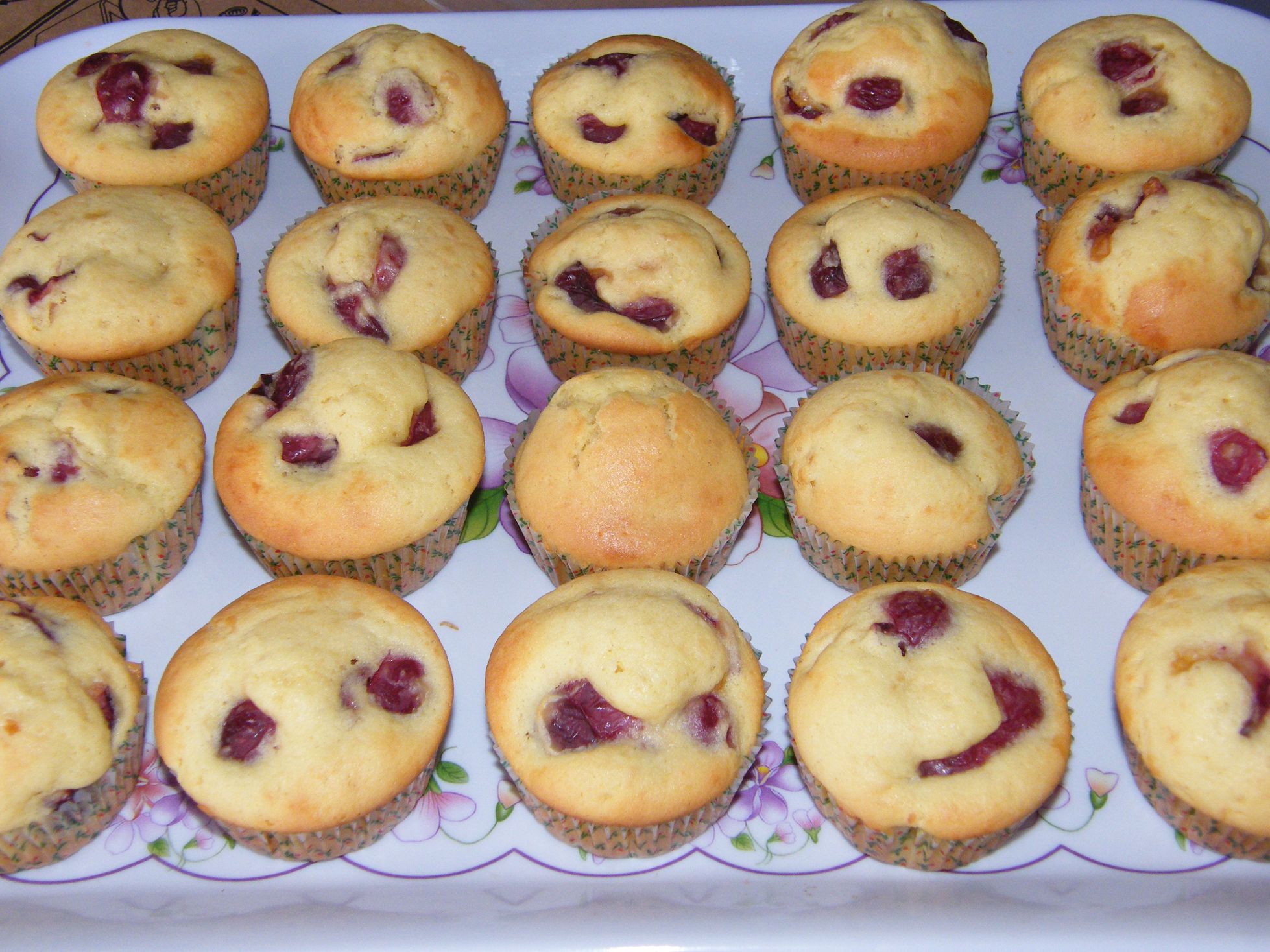 Cseresznyés muffin (5).JPG