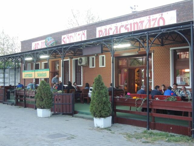 Arany söröző, palacsintázó