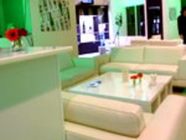 White Lounge Bar