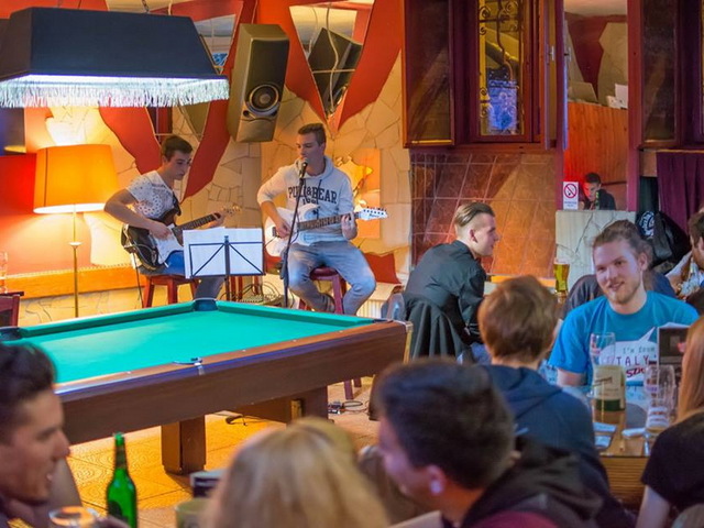 Siesta Pub