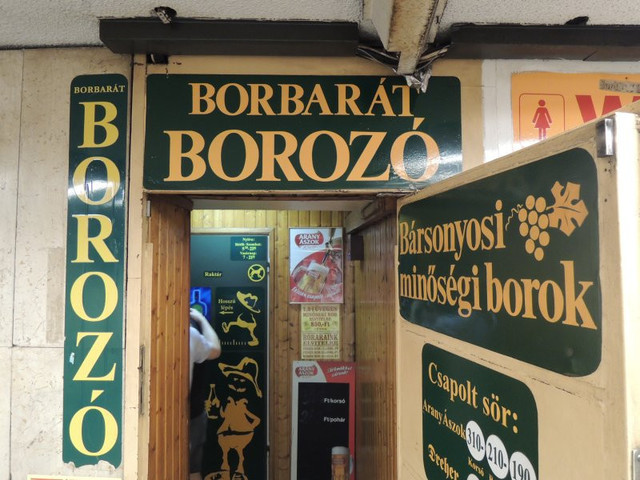 Borbarát borozó