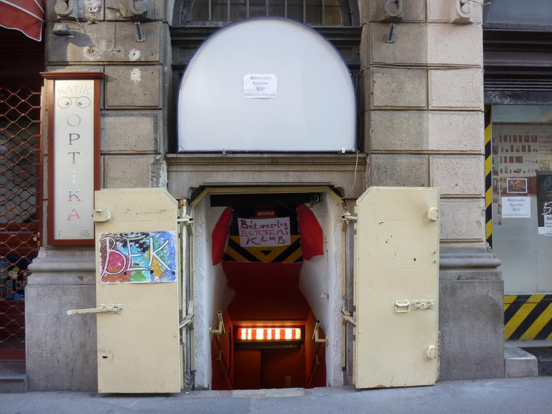 Régen bútorszalon