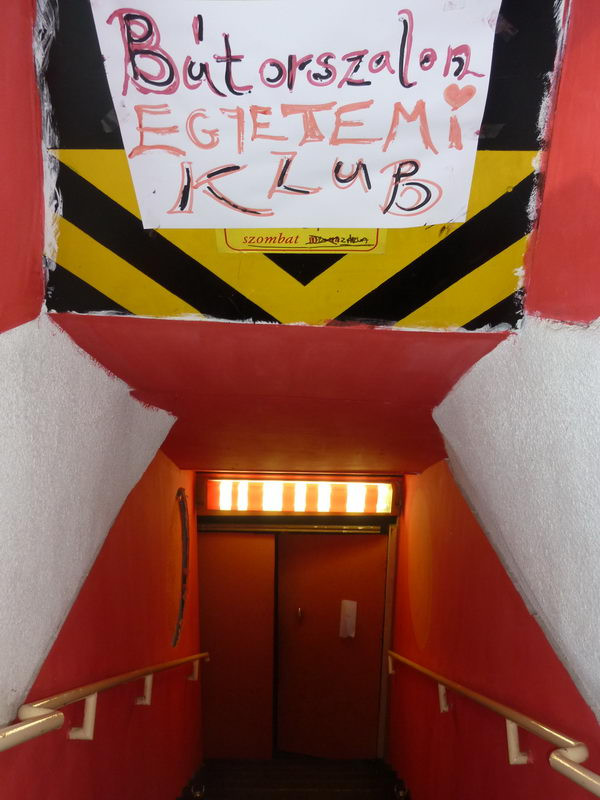 Névátörökítő