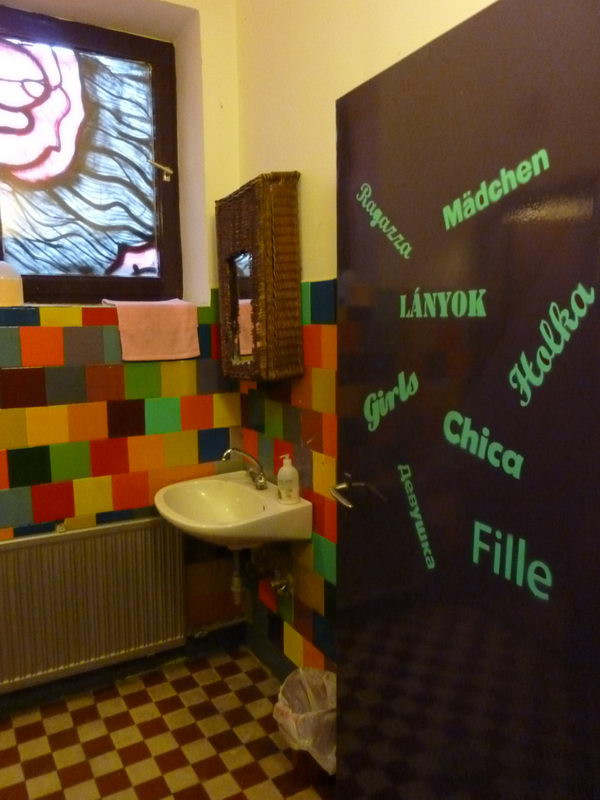 Lányos