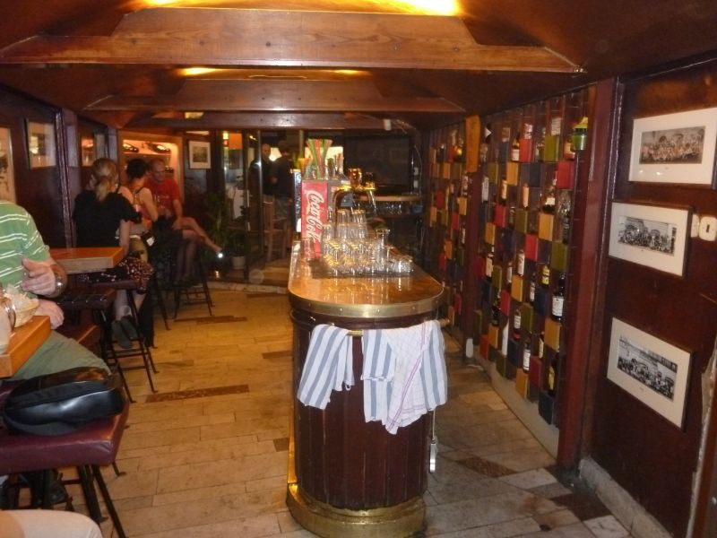 Első pult