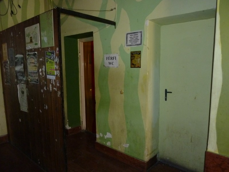 Ütköző
