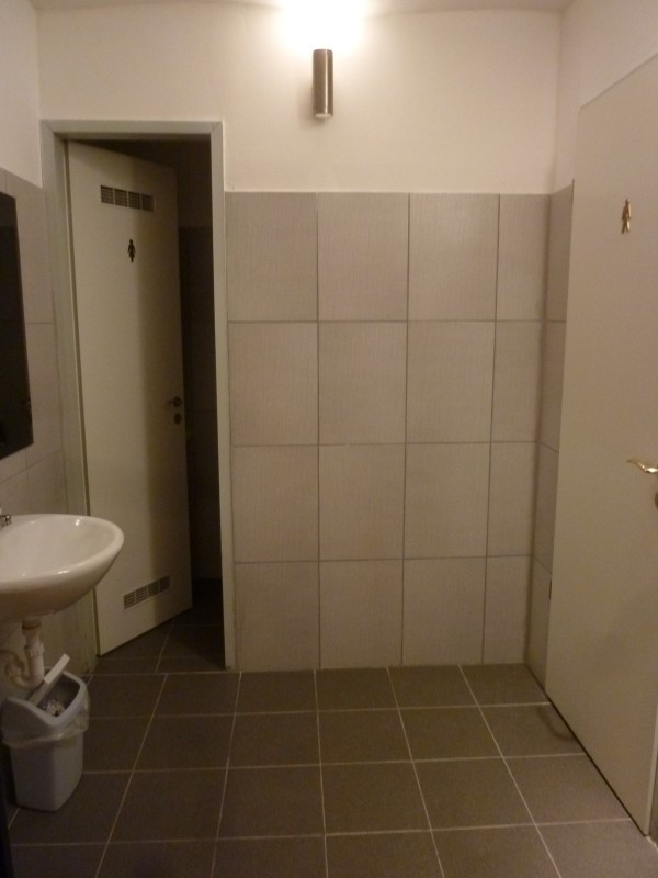 Közös kézmosó