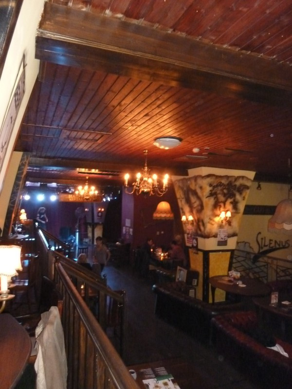 Közlekedő