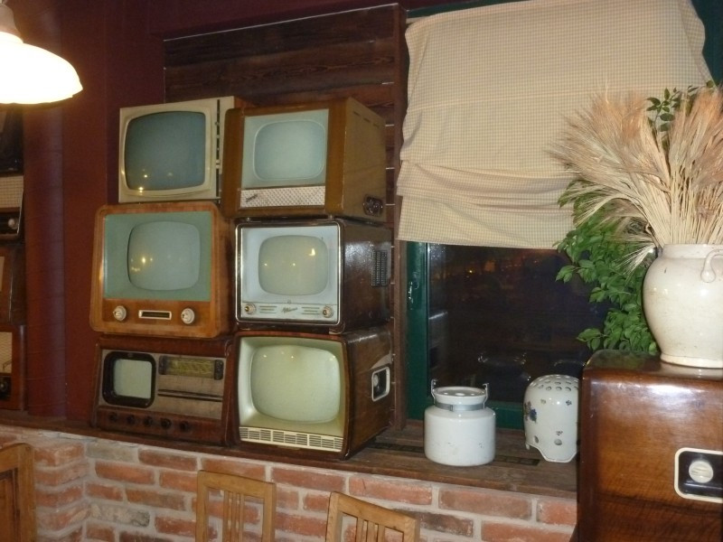 Tévék
