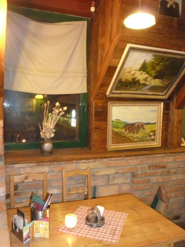 Festmények