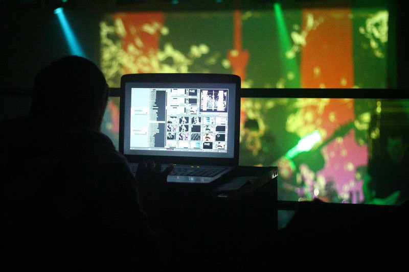 Laptop DJ