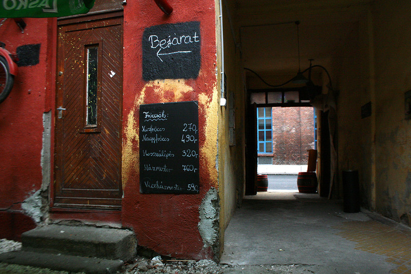 Bejárat