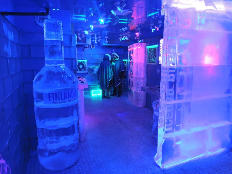 icebar028