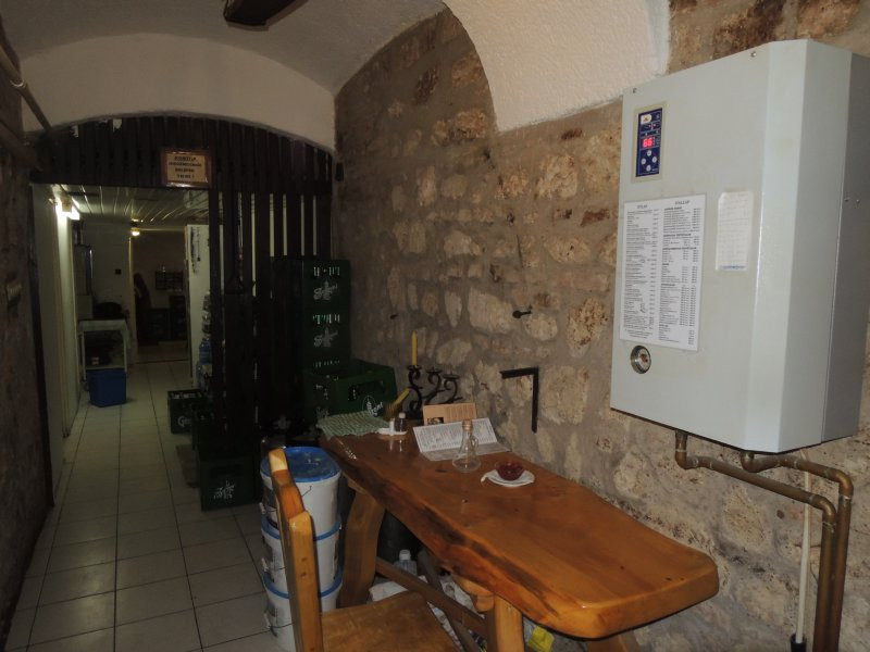 gyogygodor023