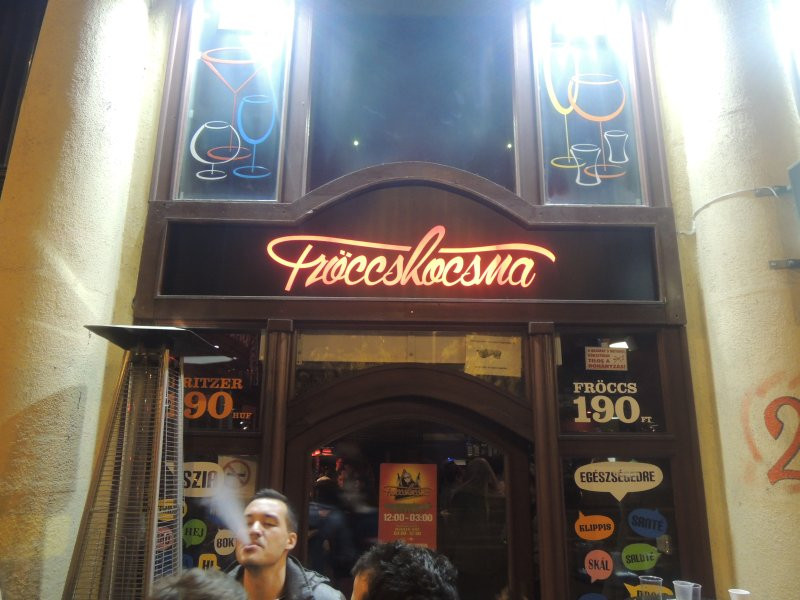 froccskocsma044