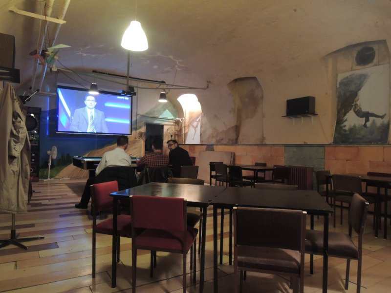 exklub008