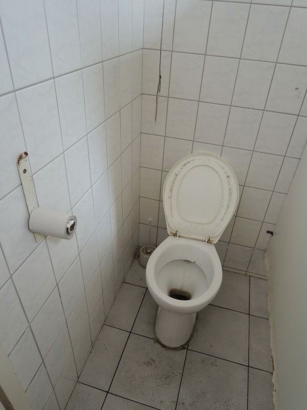 uveghaz017